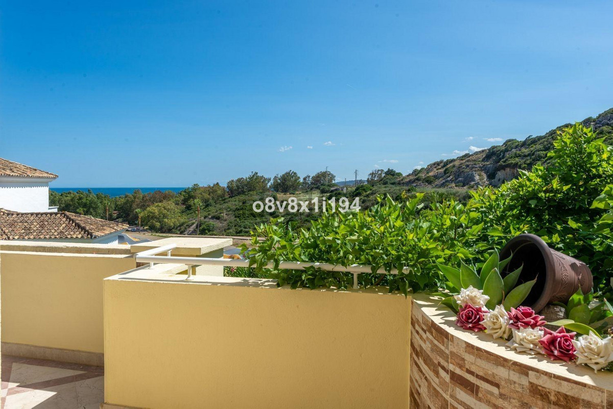 Huis te koop in Casares | 2 slaapkamers H5420248