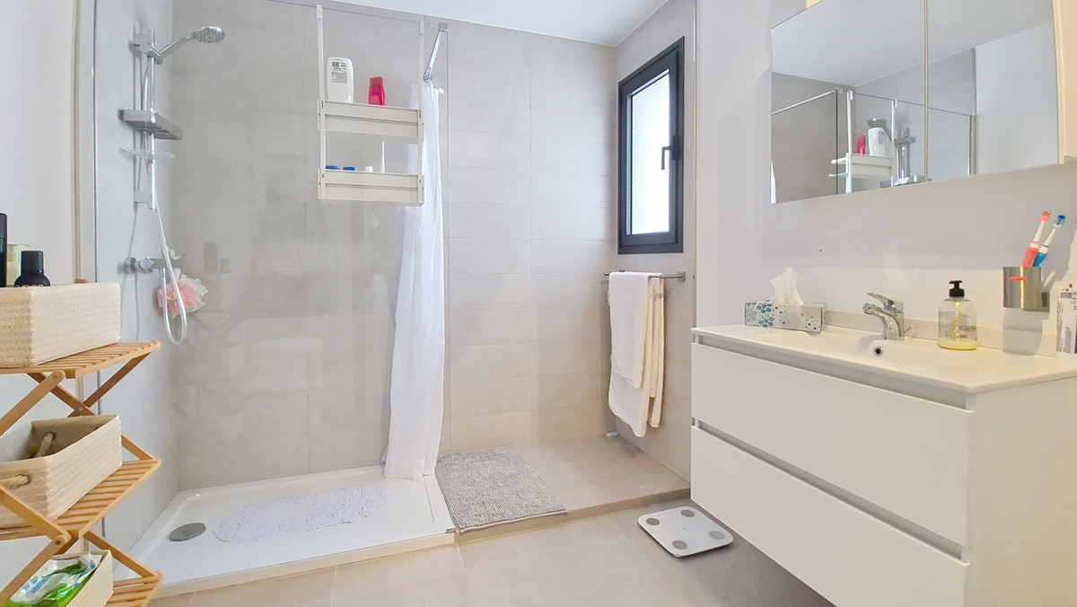 Appartement te koop in Casares | 3 slaapkamers H5440123