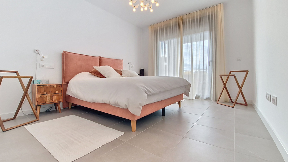 Appartement te koop in Casares | 3 slaapkamers H5440123