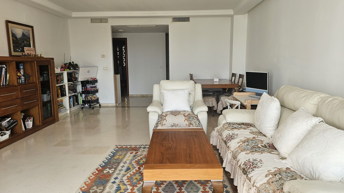 Appartement te koop in Casares | 2 slaapkamers H5461447