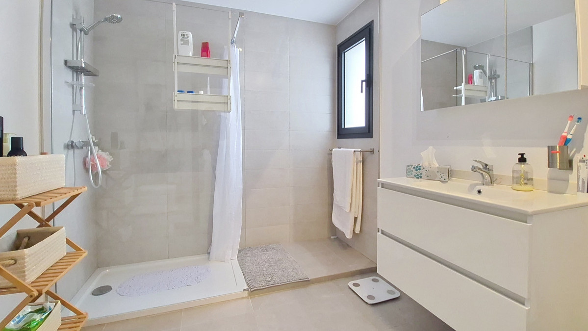 Appartement te koop in Casares | 3 slaapkamers H5461639