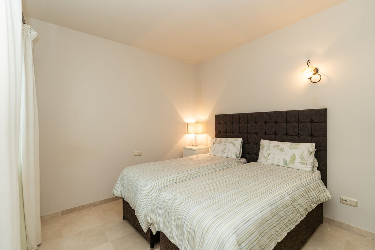 Appartement te koop in Casares | 2 slaapkamers H5462962