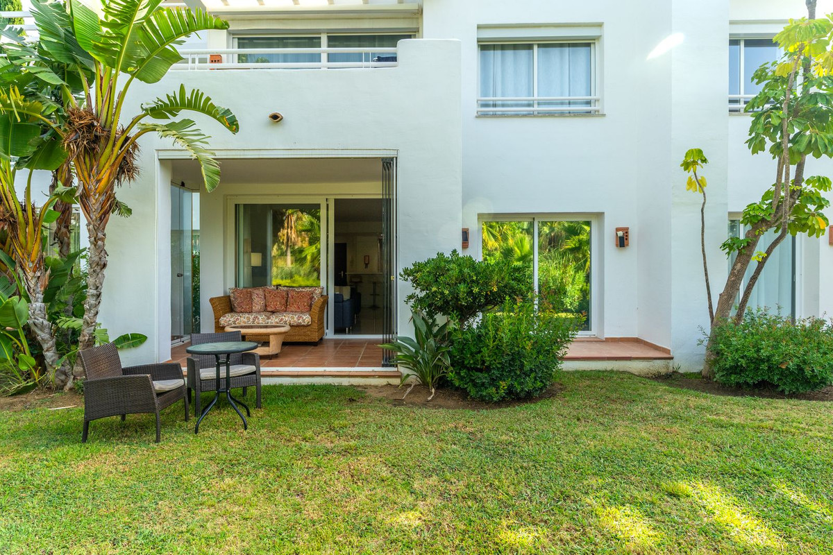 Appartement te koop in Casares | 2 slaapkamers H5462962