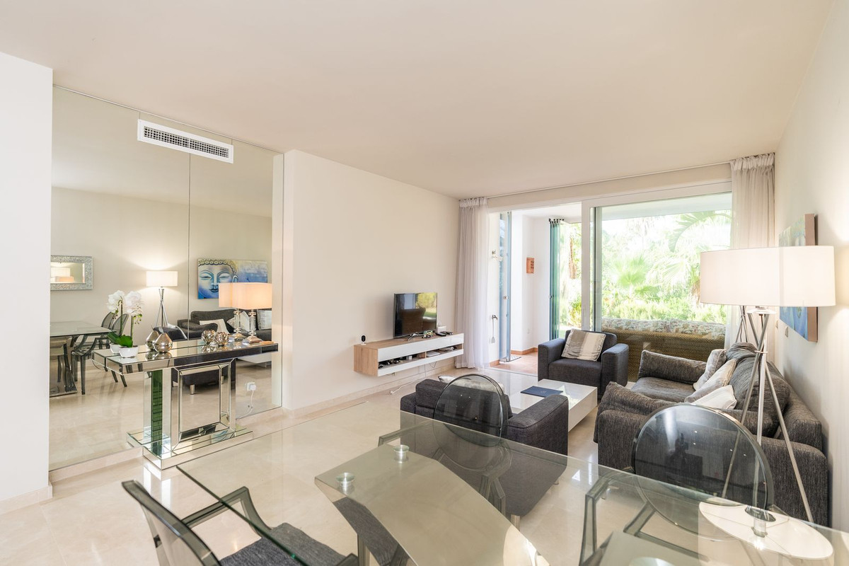 Appartement te koop in Casares | 2 slaapkamers H5462962
