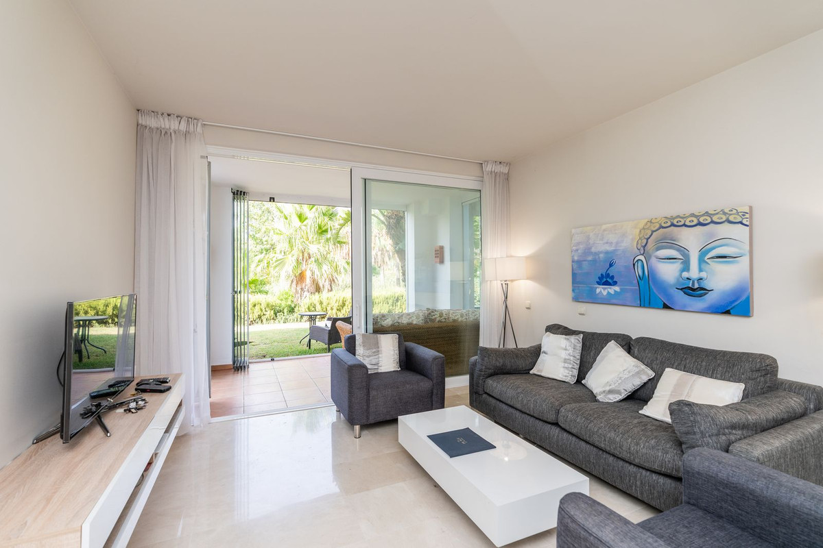 Appartement te koop in Casares | 2 slaapkamers H5462962