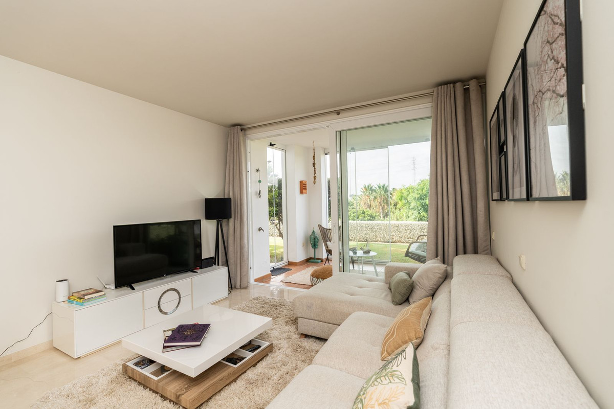 Appartement te koop in Casares | 2 slaapkamers H5463043