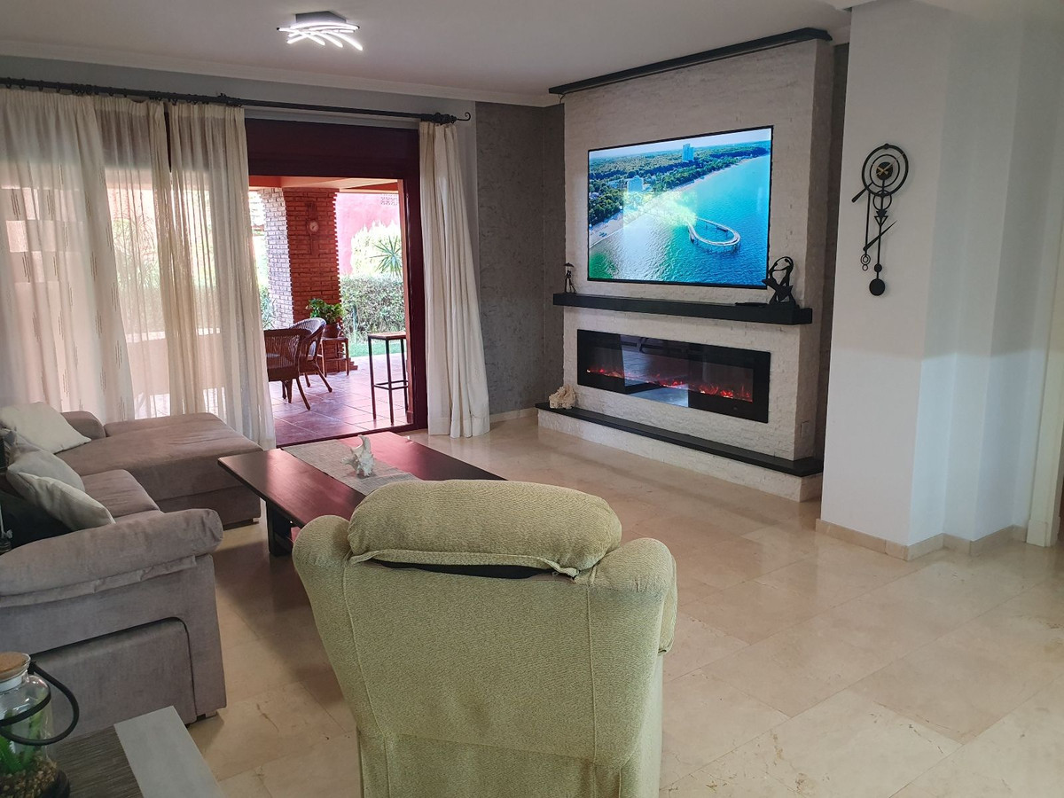 Appartement te koop in Casares | 2 slaapkamers H5481670