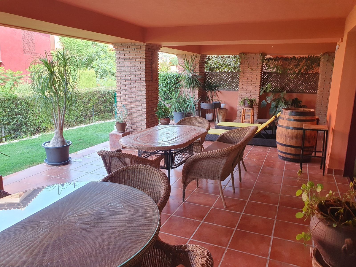 Appartement te koop in Casares | 2 slaapkamers H5481670