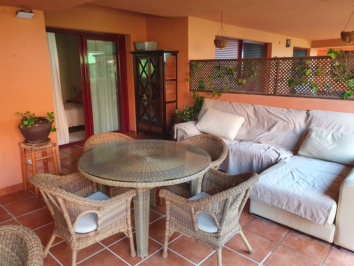 Appartement te koop in Casares | 2 slaapkamers H5481670