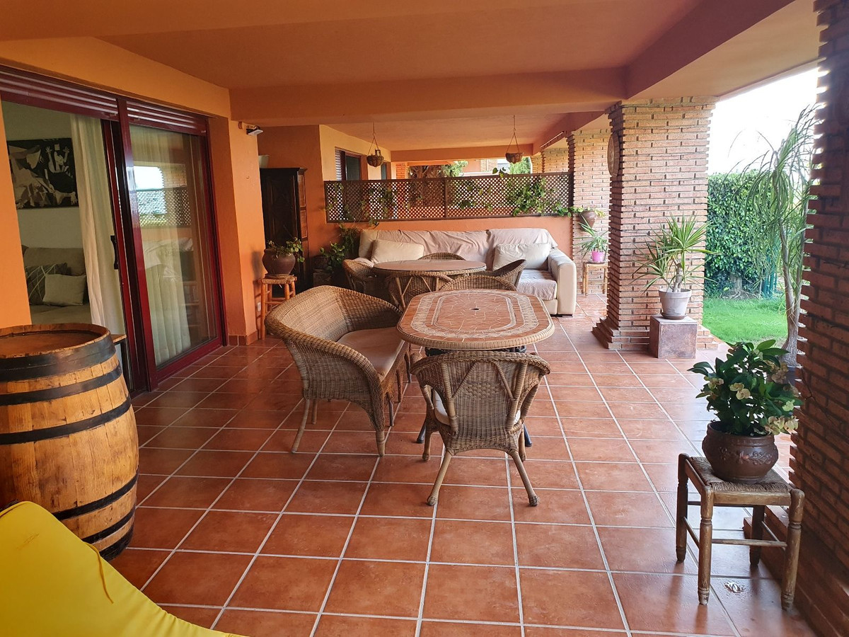 Appartement te koop in Casares | 2 slaapkamers H5481670