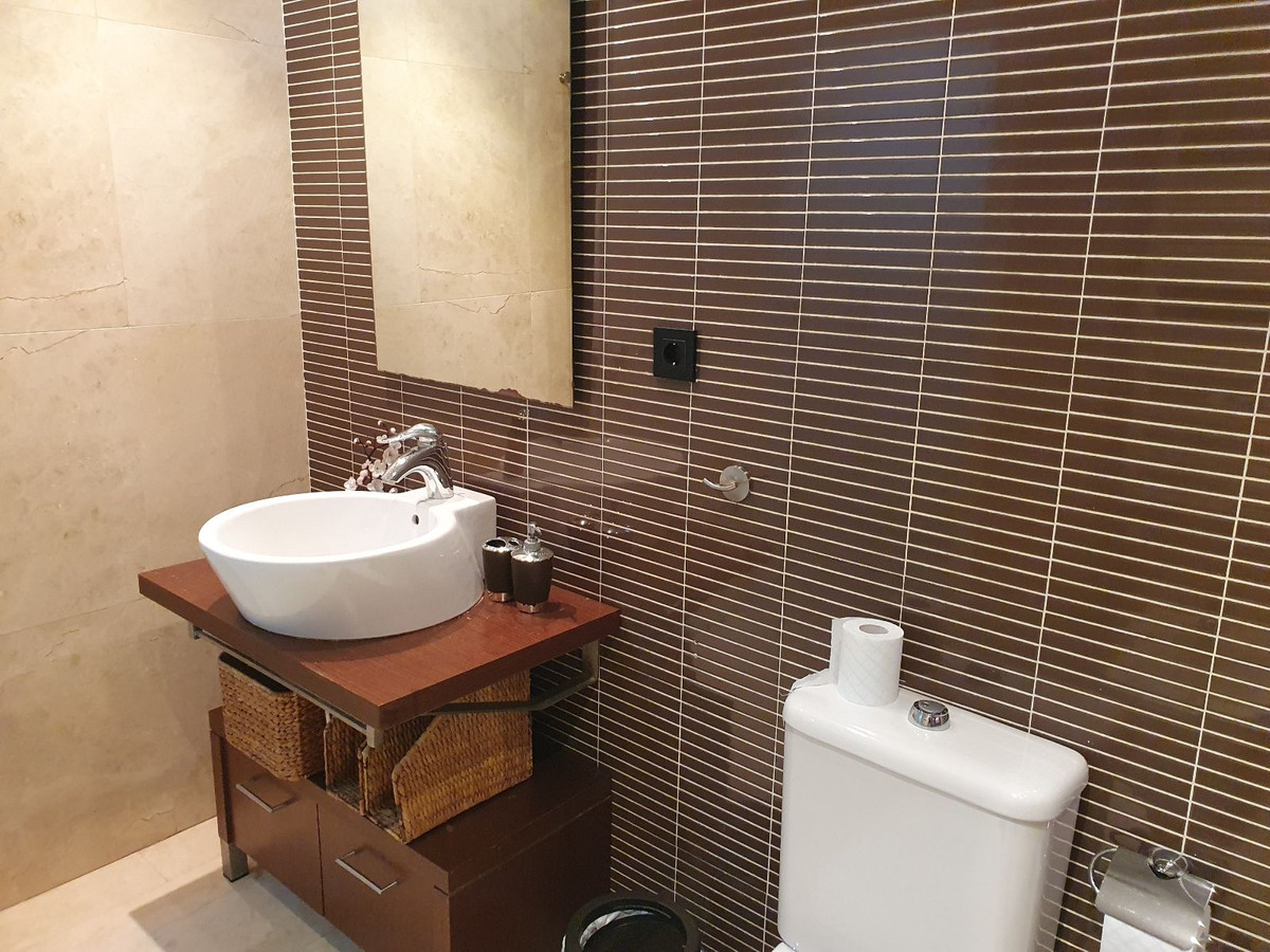 Appartement te koop in Casares | 2 slaapkamers H5481670