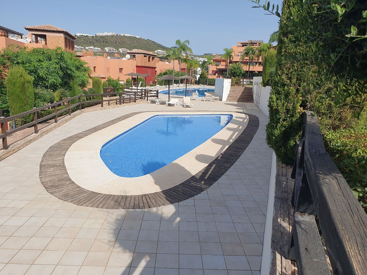 Appartement te koop in Casares | 2 slaapkamers H5481670