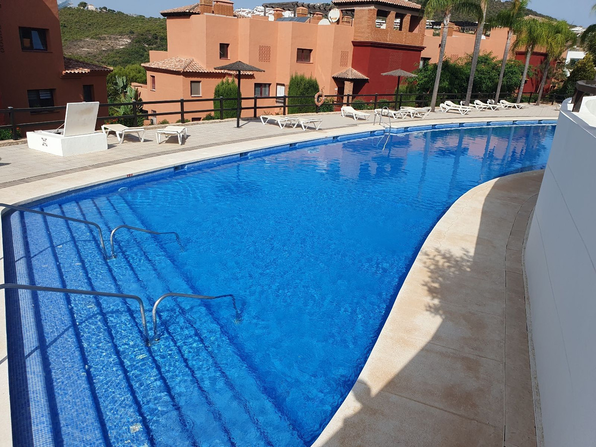 Appartement te koop in Casares | 2 slaapkamers H5481670