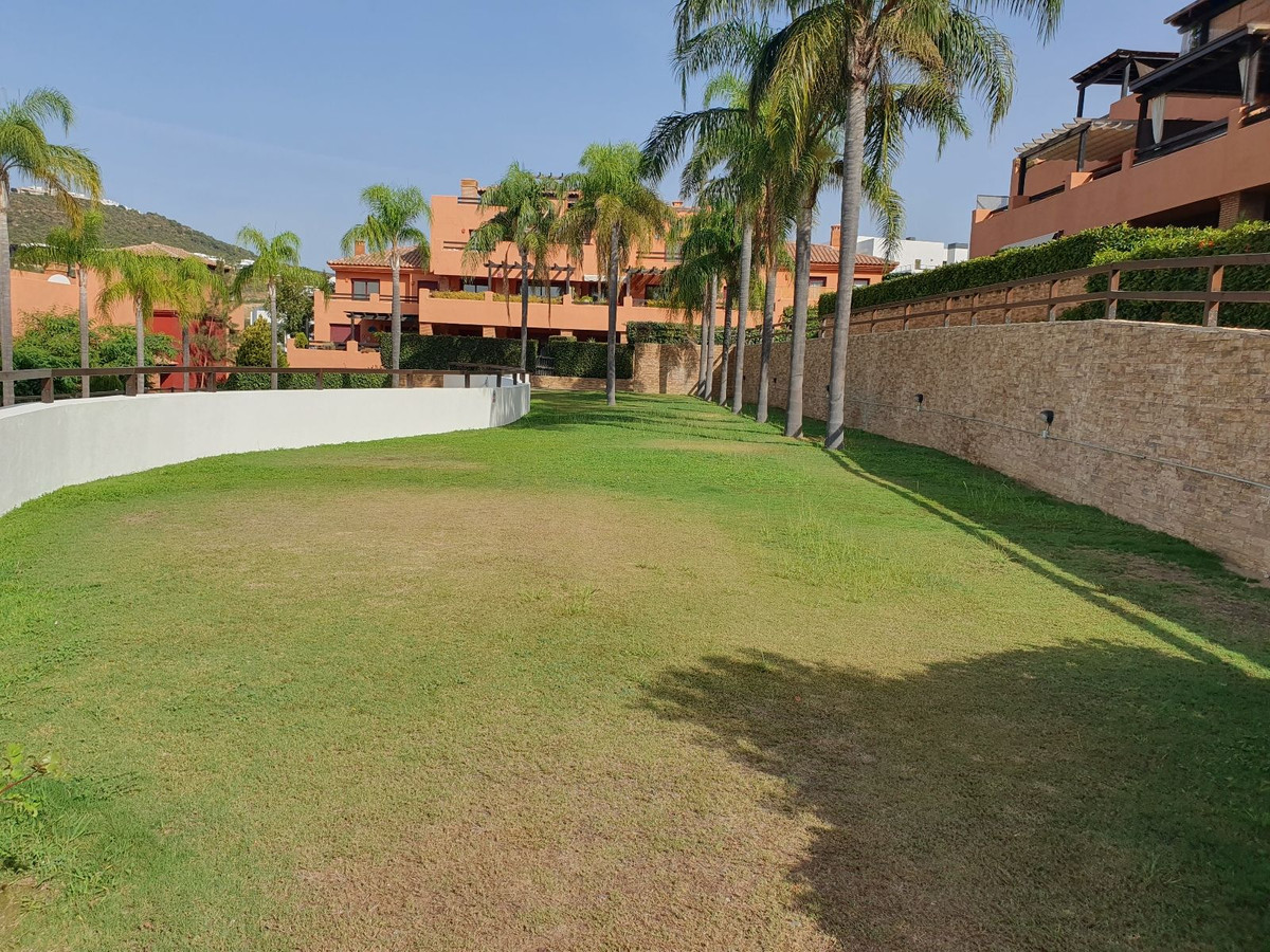 Appartement te koop in Casares | 2 slaapkamers H5481670