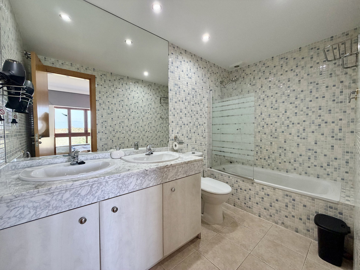 Penthouse Duplex te koop in Casares | 3 slaapkamers H5488045