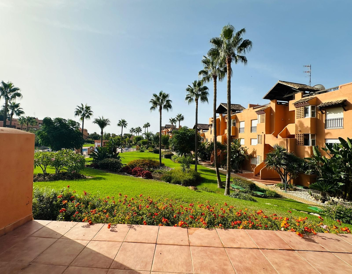 Appartement te koop in Casares | 2 slaapkamers H5494102
