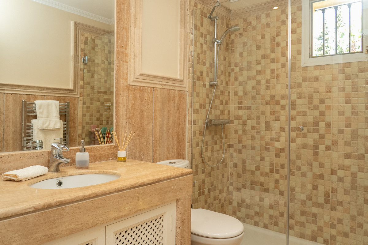 Appartement te koop in Casares | 2 slaapkamers H5494645