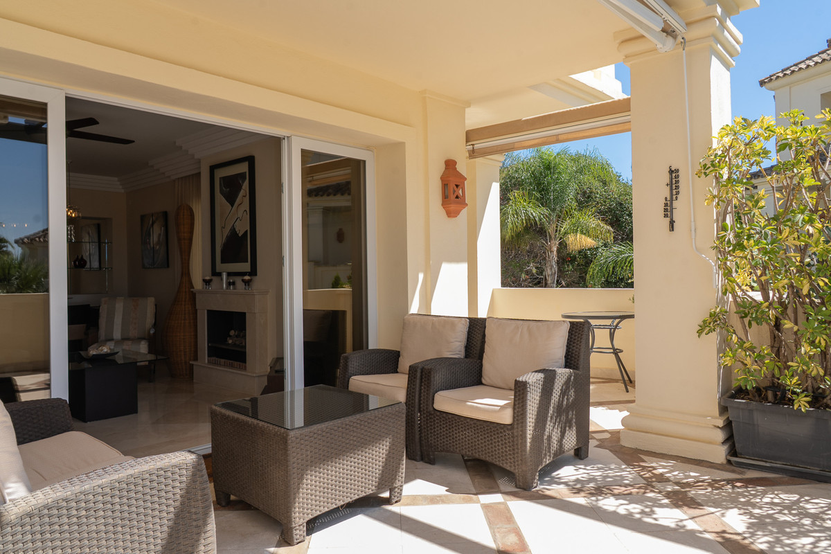 Appartement te koop in Casares | 2 slaapkamers H5494645