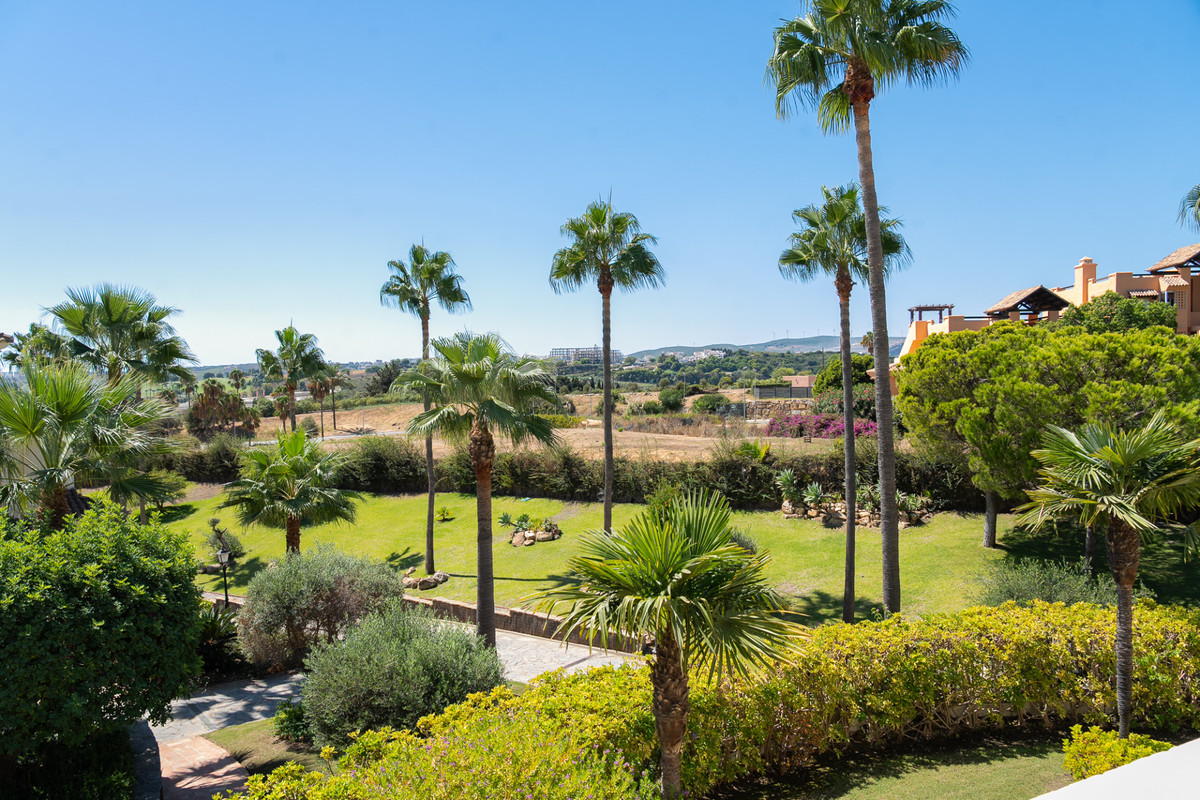 Appartement te koop in Casares | 2 slaapkamers H5494645