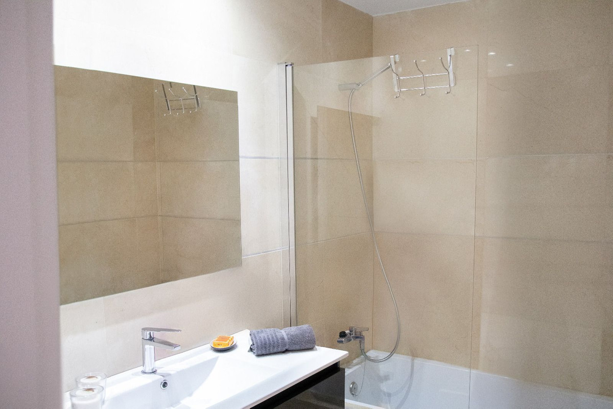 Appartement te koop in Casares | 2 slaapkamers H5496208