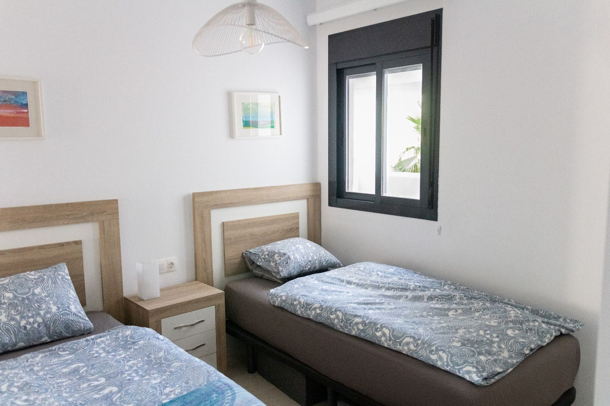 Appartement te koop in Casares | 2 slaapkamers H5496208