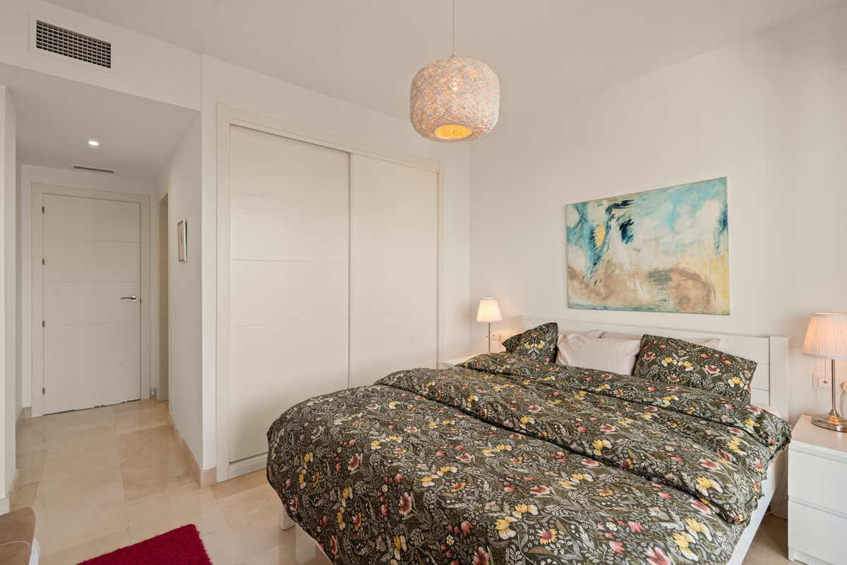 Appartement te koop in Casares | 2 slaapkamers H5496376