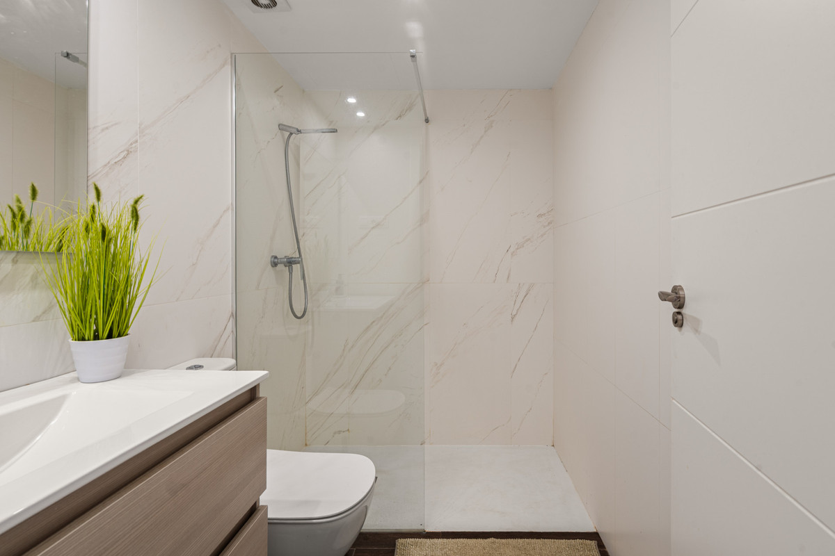 Appartement te koop in Casares | 2 slaapkamers H5496376