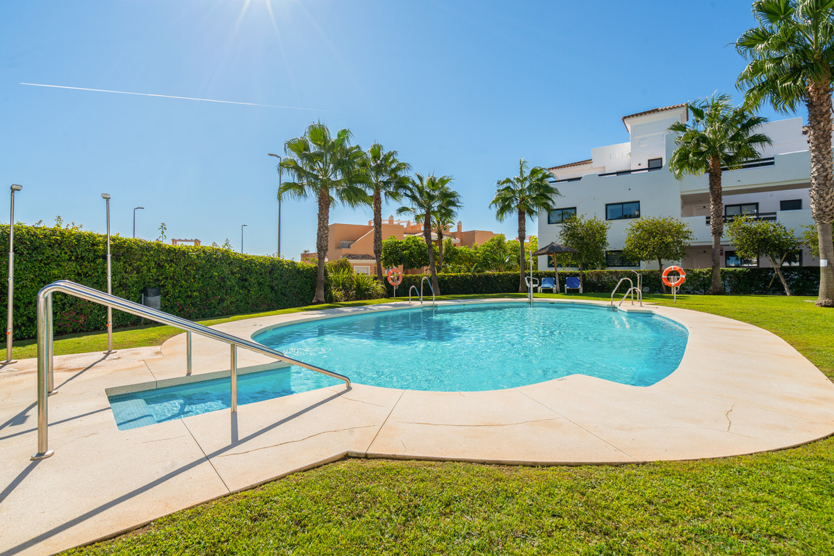 Appartement te koop in Casares | 2 slaapkamers H5496376