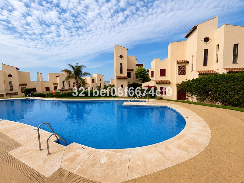 Appartement te koop in Casares | 2 slaapkamers H5502787