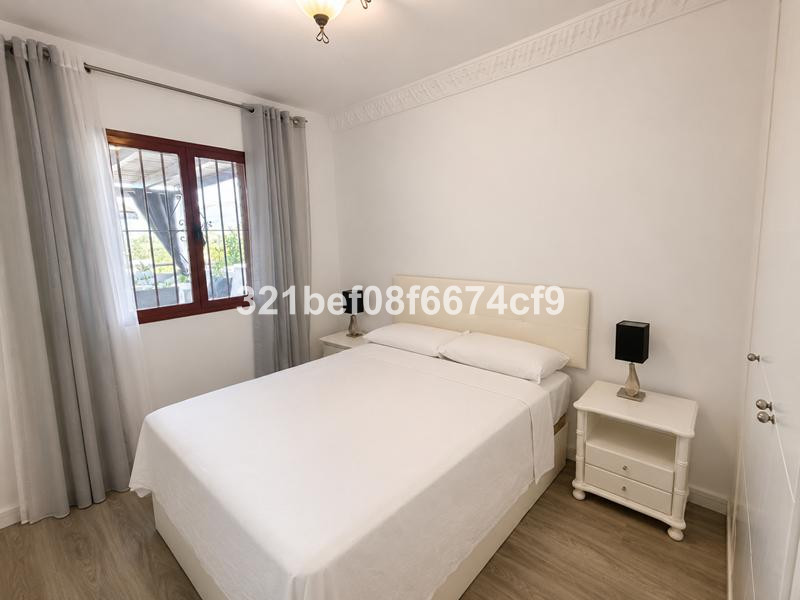 Appartement te koop in Casares | 2 slaapkamers H5502787