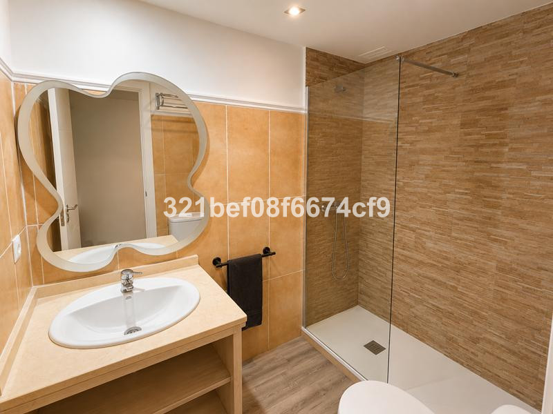 Appartement te koop in Casares | 2 slaapkamers H5502787