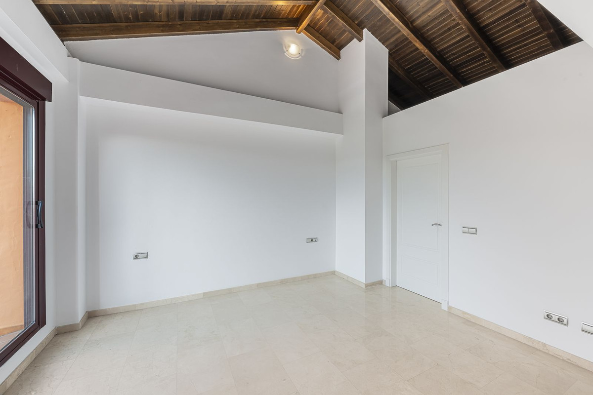 Penthouse te koop in Casares | 2 slaapkamers H5520892