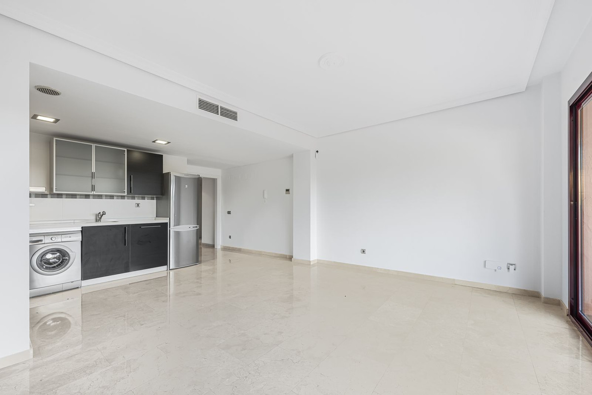 Appartement te koop in Casares | 1 slaapkamers H5520907