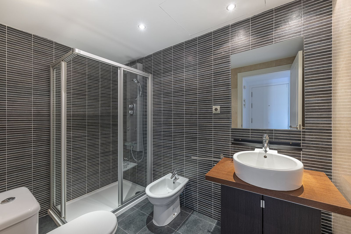 Appartement te koop in Casares | 1 slaapkamers H5520907