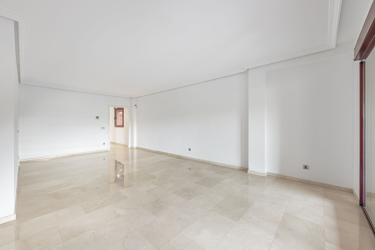 Appartement te koop in Casares | 2 slaapkamers H5520934