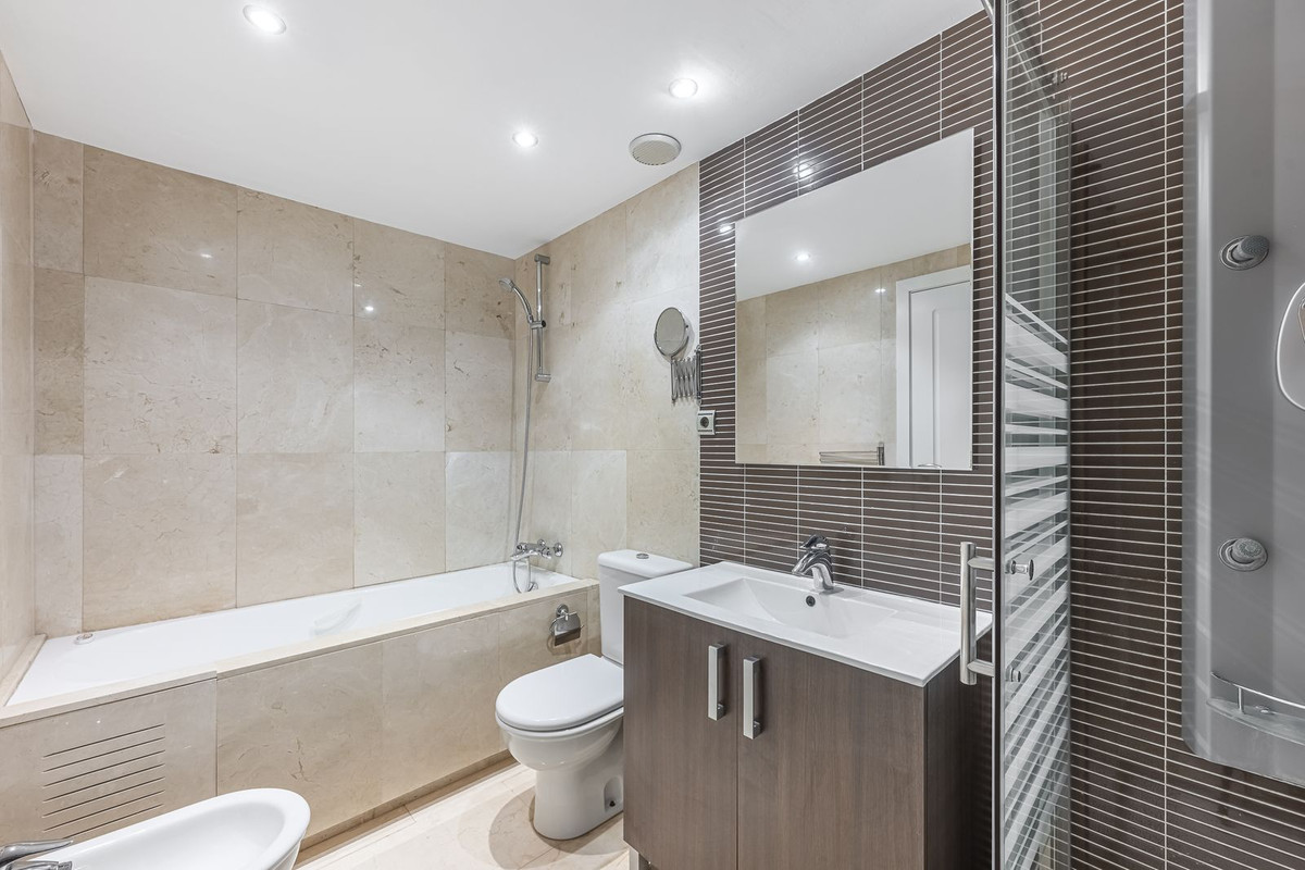 Appartement te koop in Casares | 2 slaapkamers H5520934