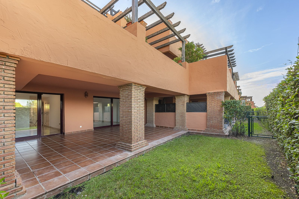 Appartement te koop in Casares | 2 slaapkamers H5520934