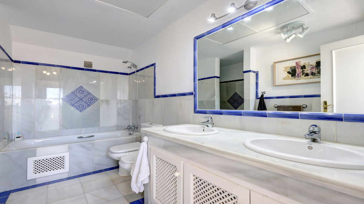 Penthouse Duplex te koop in Casares | 3 slaapkamers H5527879