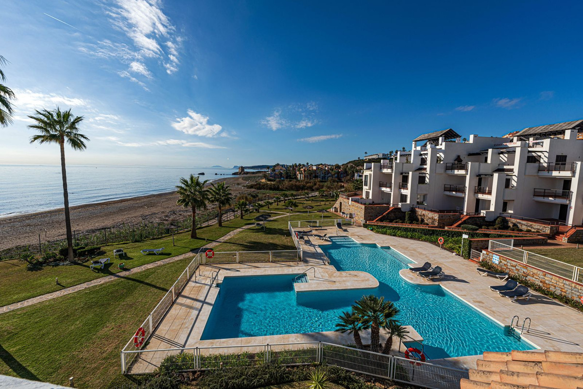 Penthouse in Casares Playa-4