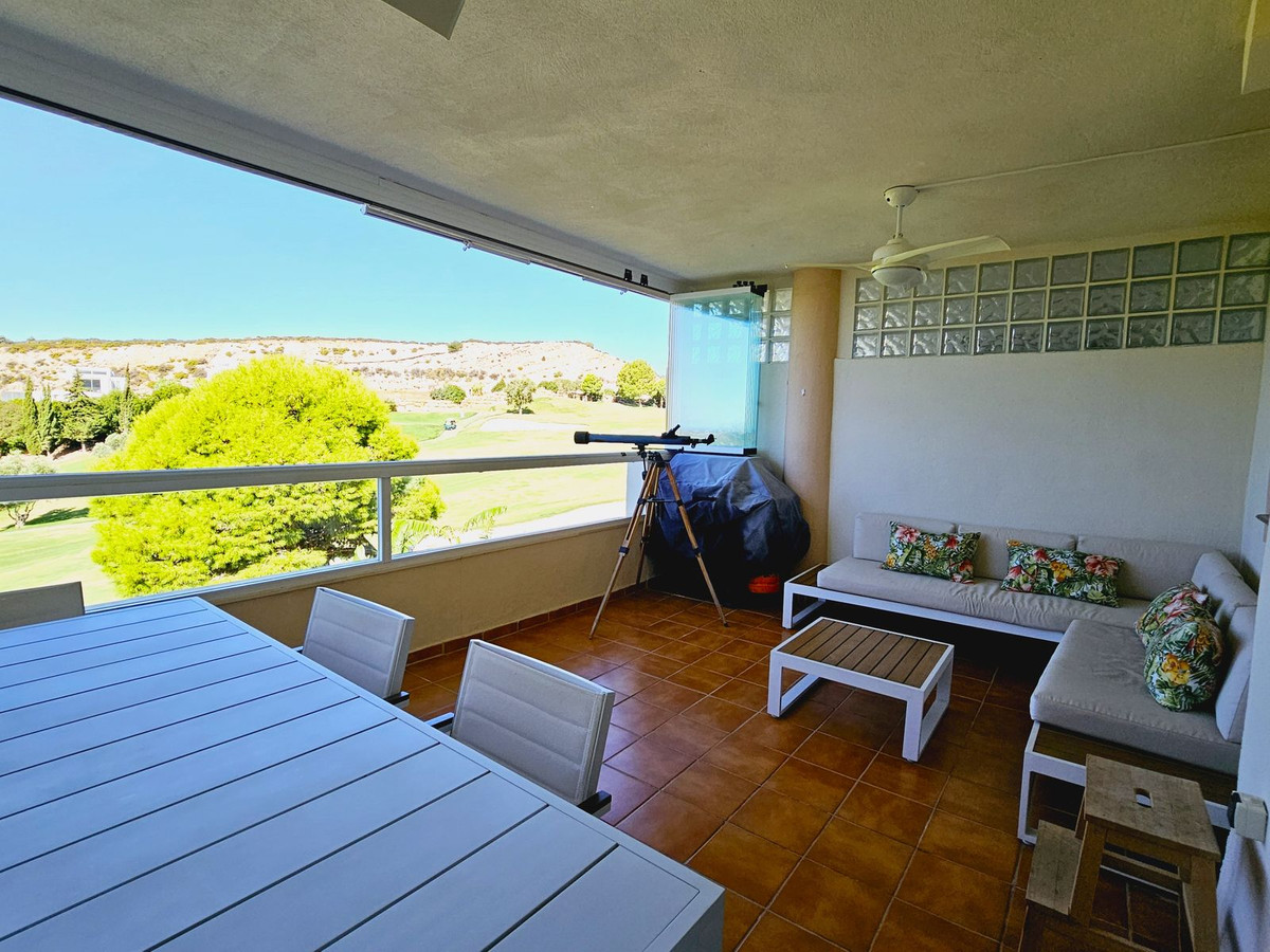 Appartement te koop in Doña Julia | 3 slaapkamers H4797676