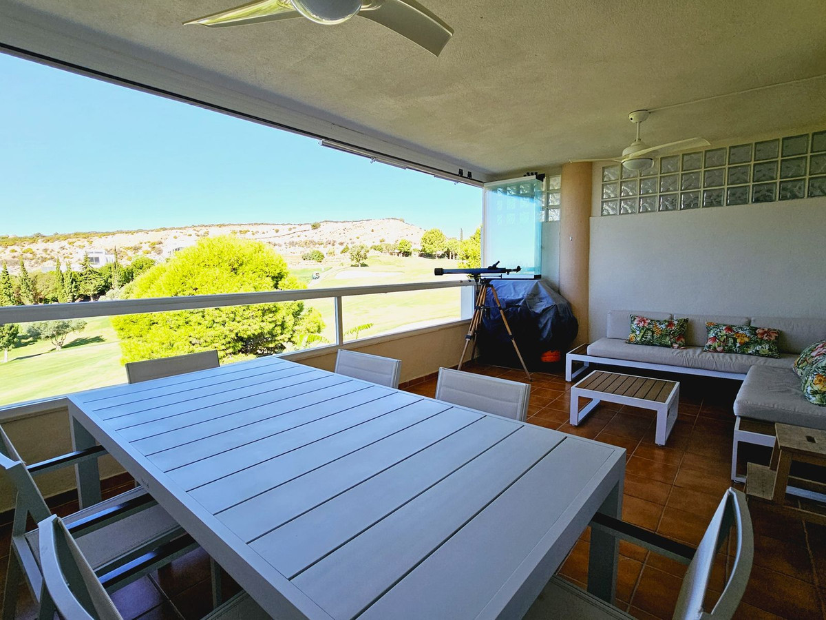 Appartement te koop in Doña Julia | 3 slaapkamers H4797676