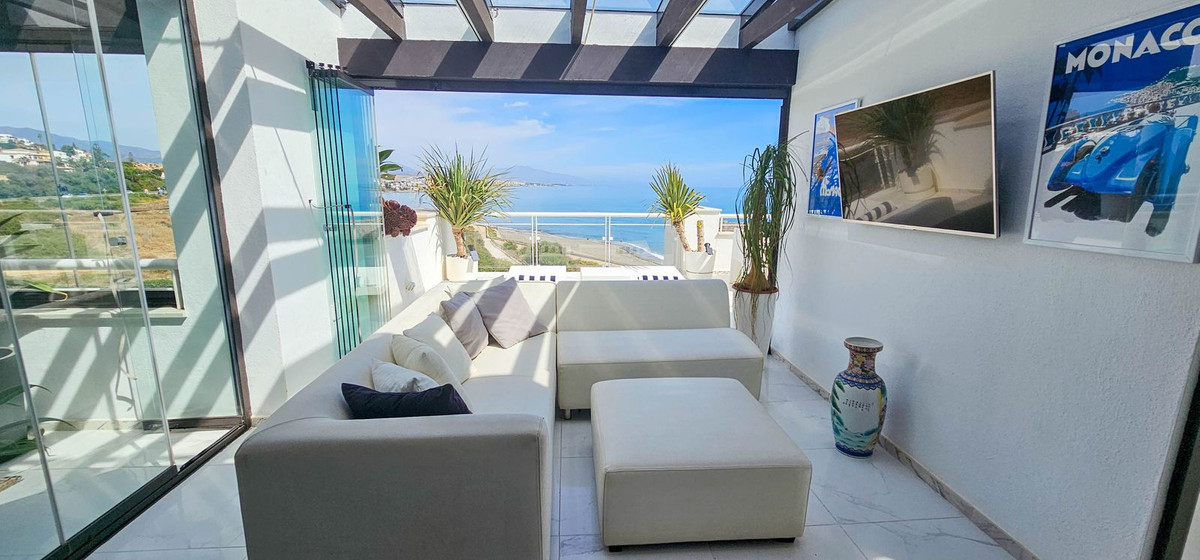 Penthouse in Casares Playa-20