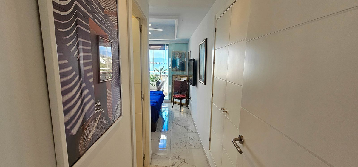 Penthouse in Casares Playa-25