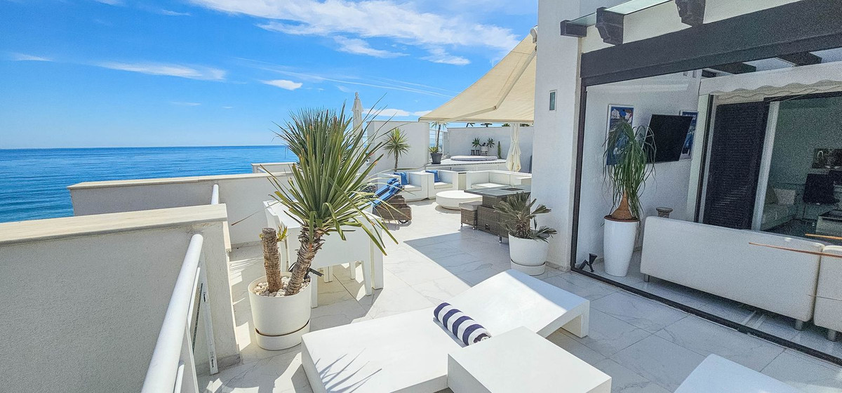 Penthouse in Casares Playa-3