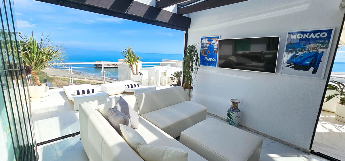 Penthouse in Casares Playa-38