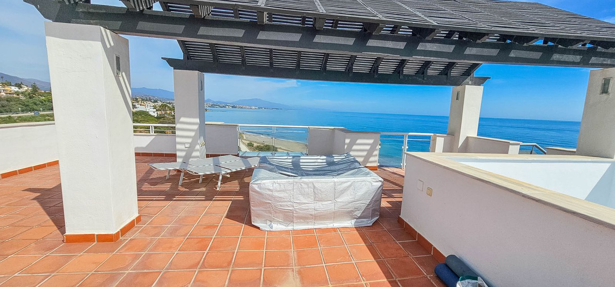 Penthouse in Casares Playa-71