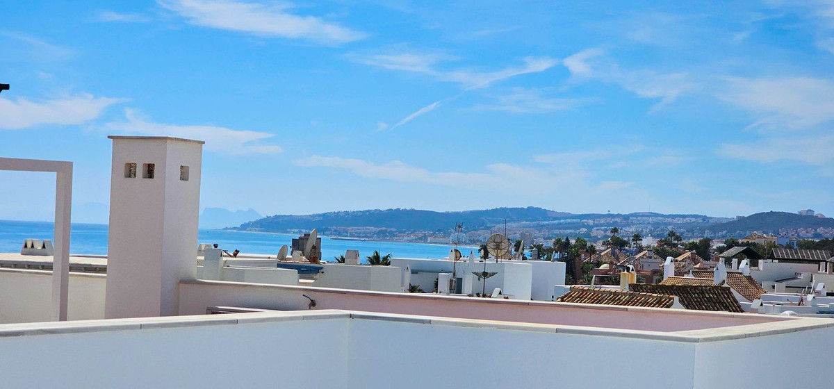 Penthouse in Casares Playa-72