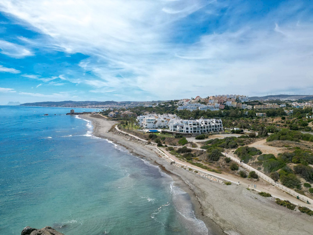 Penthouse in Casares Playa-79