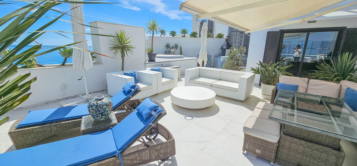 Penthouse in Casares Playa-8