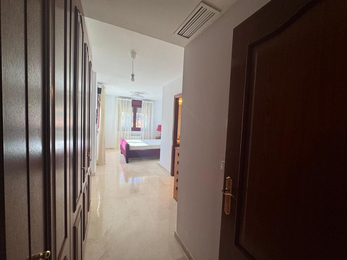 Tussenverdieping Appartement in Casares Playa-12